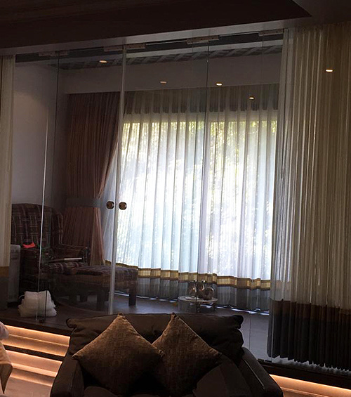 Frameless Sliding Systems — image 11